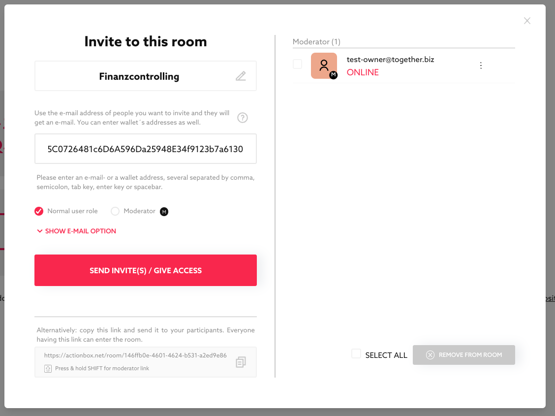 Step 1: Geben Sie links die Adresse der Wallet ein, die Zugang zum Raum bekommen soll.